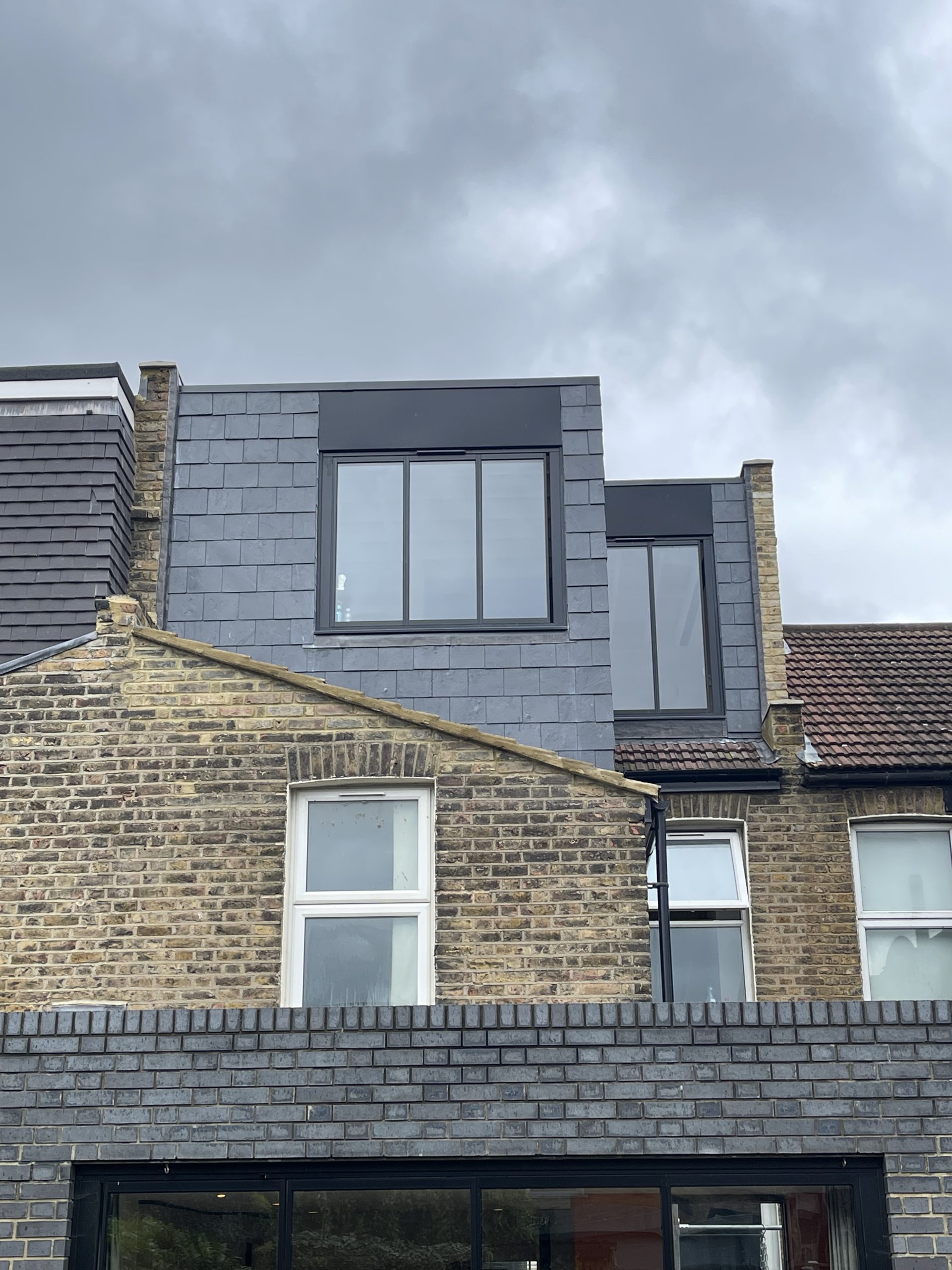 Image of the extention of the house. Showing the details.