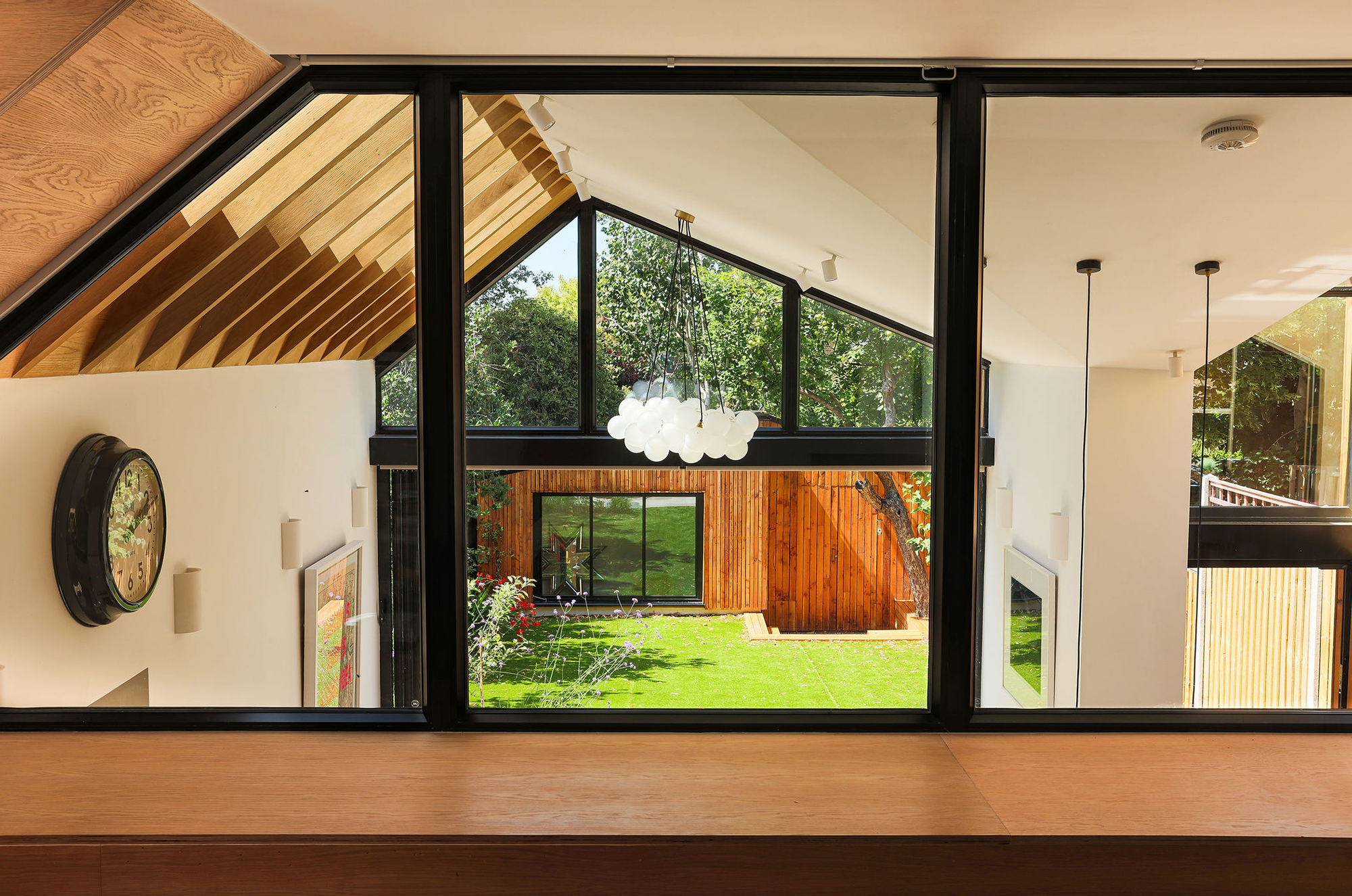 Image of the interior of the house. Showing the details.